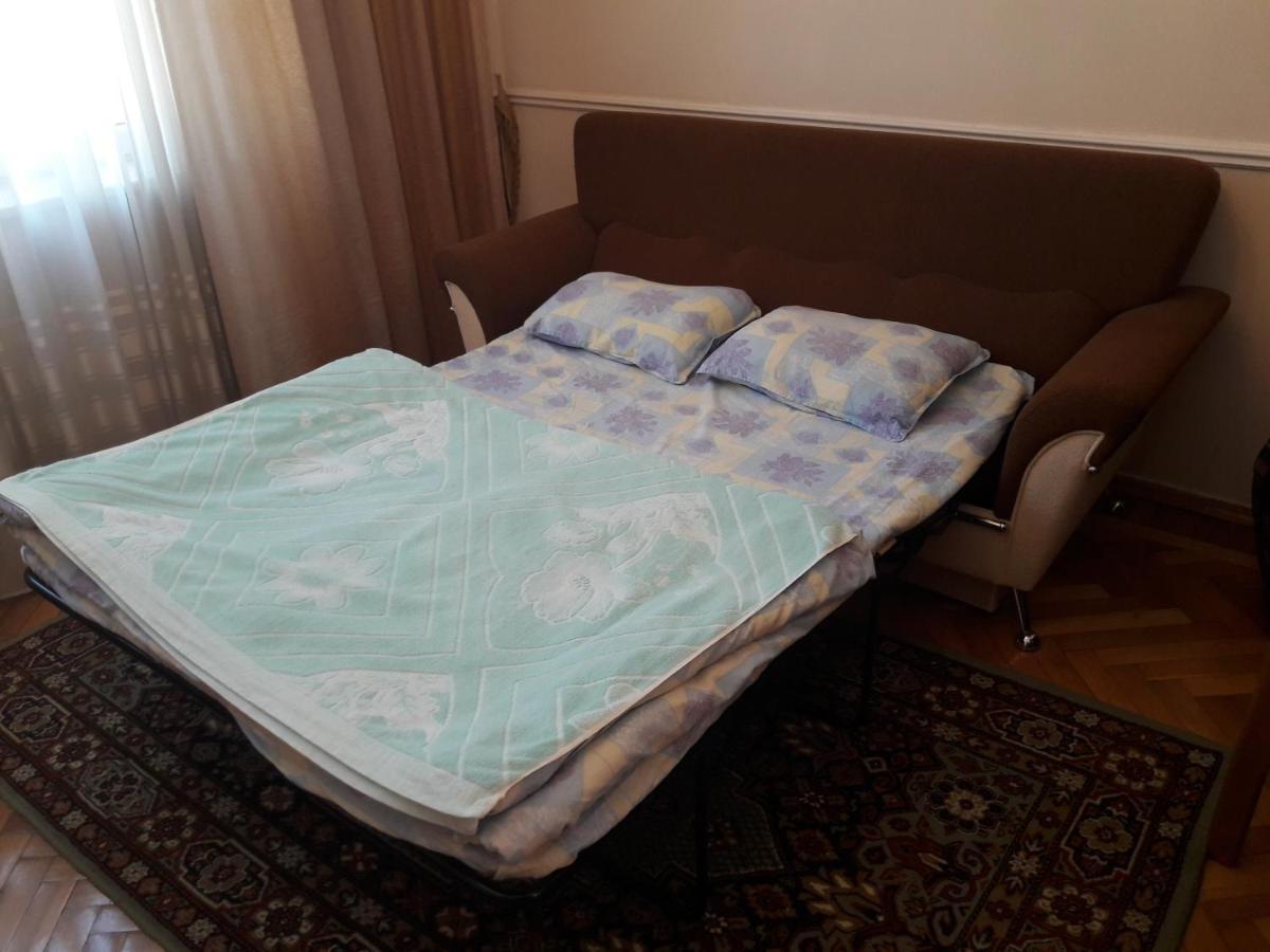 Neftiannikov Avenue Apartment Баку Екстер'єр фото