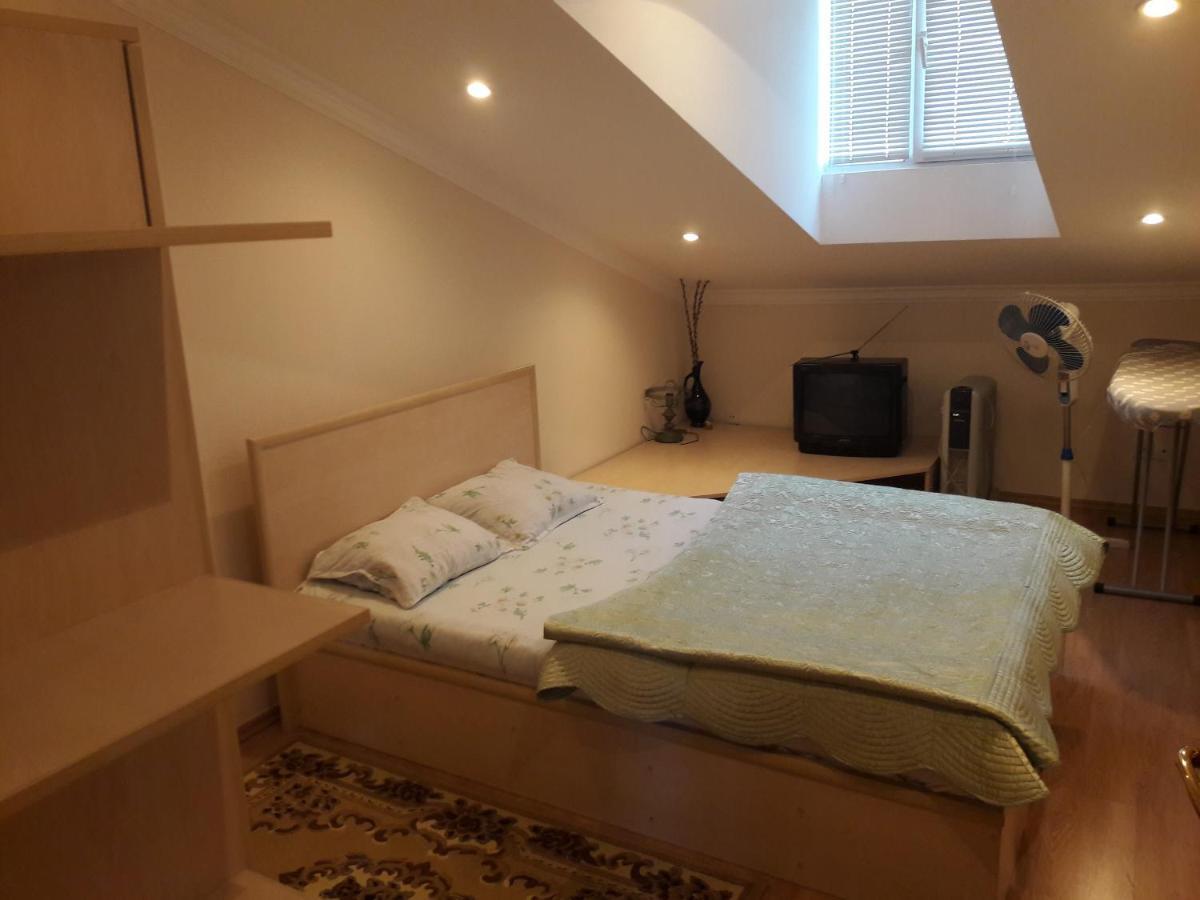 Neftiannikov Avenue Apartment Баку Екстер'єр фото