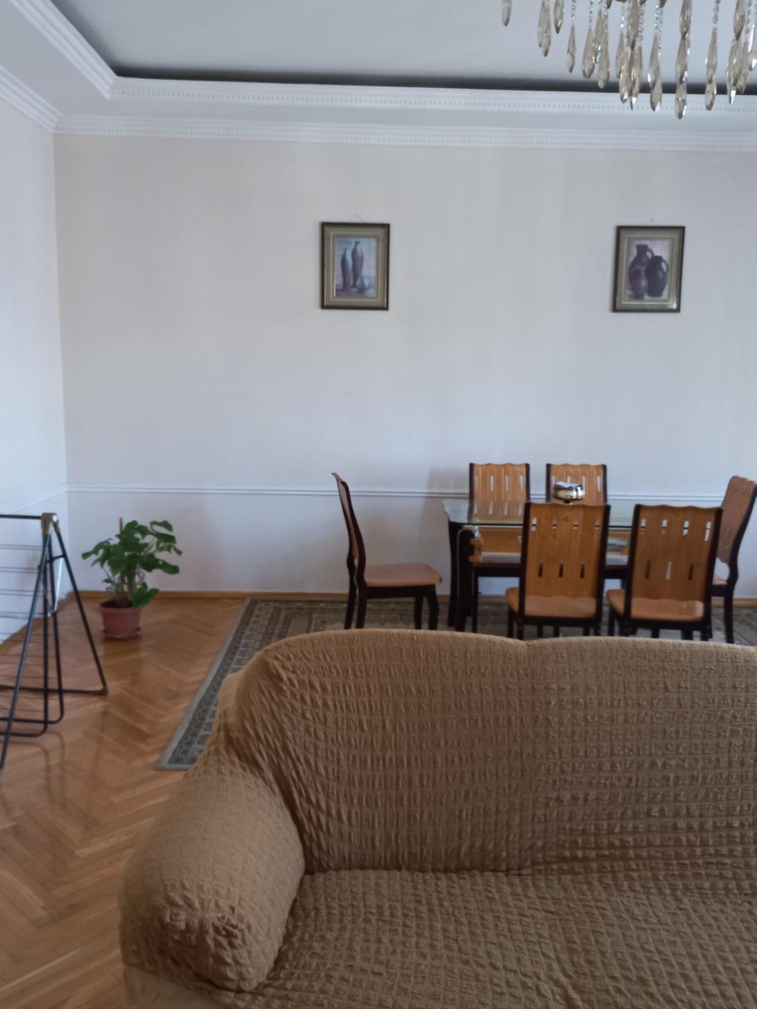 Neftiannikov Avenue Apartment Баку Екстер'єр фото
