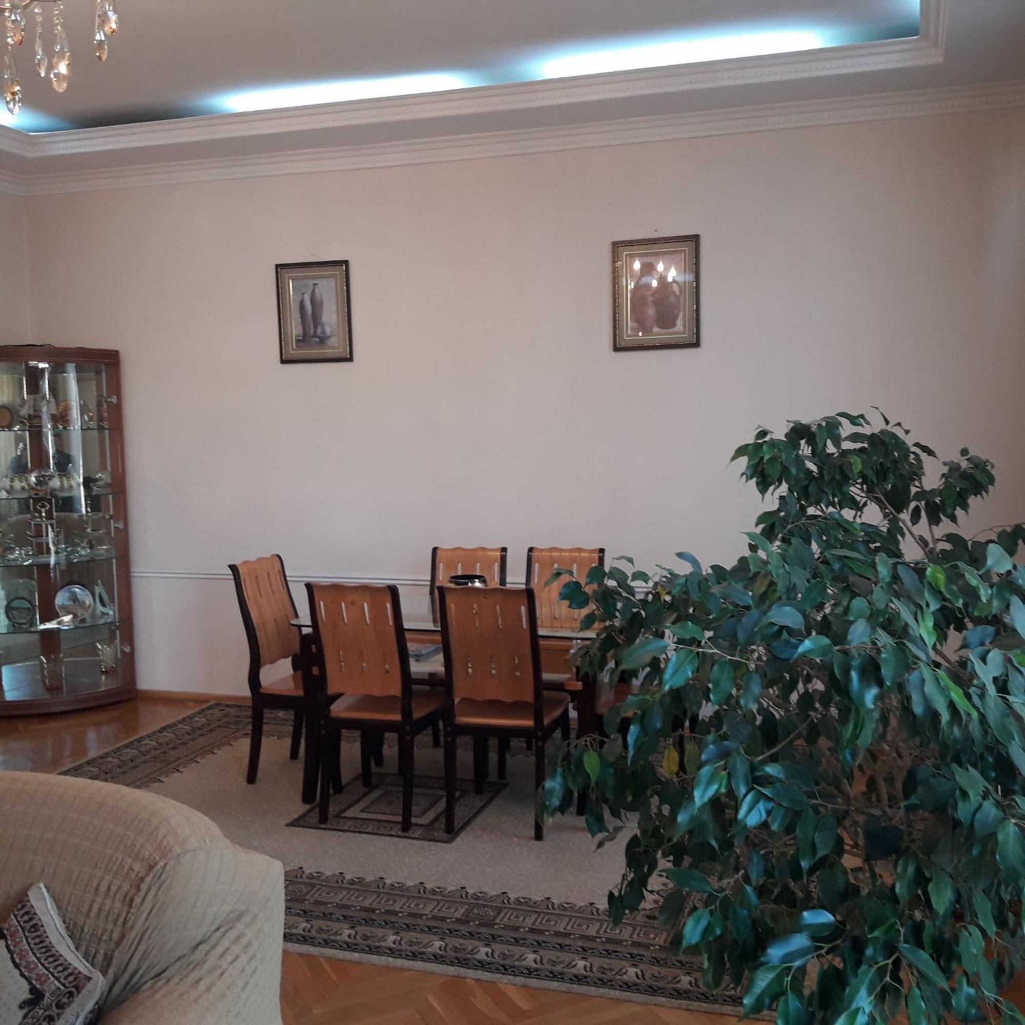 Neftiannikov Avenue Apartment Баку Екстер'єр фото