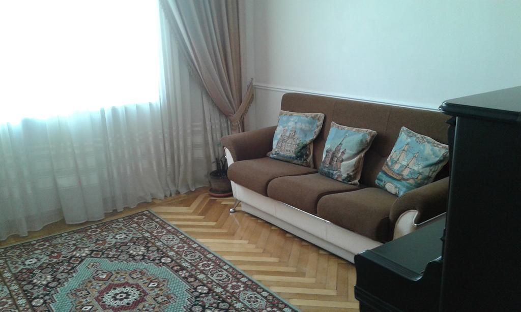 Neftiannikov Avenue Apartment Баку Екстер'єр фото