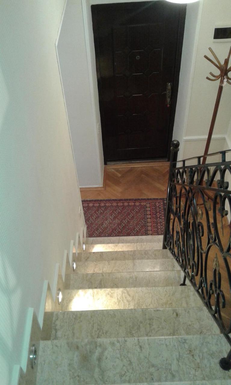 Neftiannikov Avenue Apartment Баку Екстер'єр фото