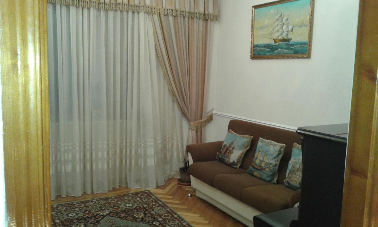 Neftiannikov Avenue Apartment Баку Екстер'єр фото